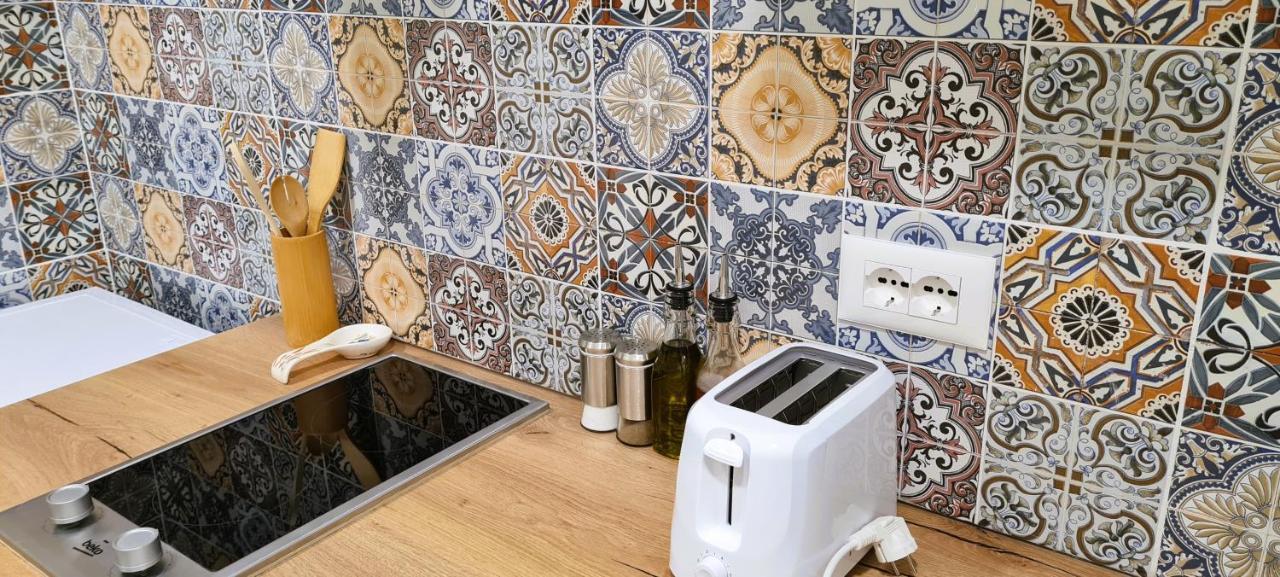 2V1 - Center Apartment 1 Tiranë Ngoại thất bức ảnh